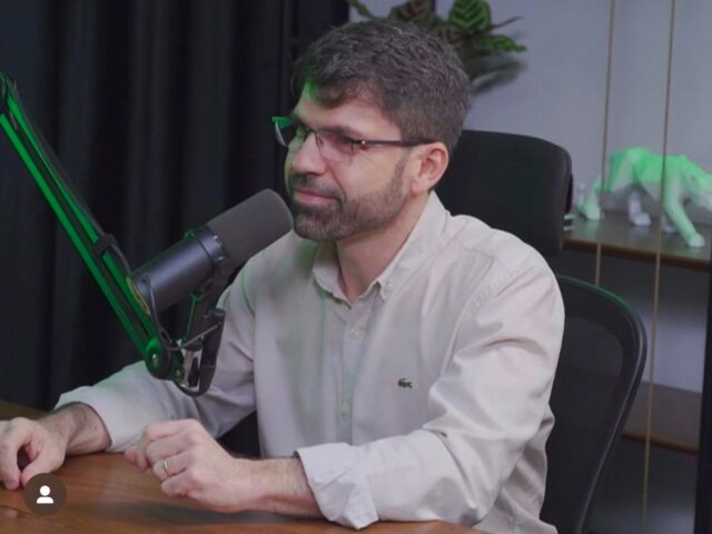 Dr. Julio Tolentino